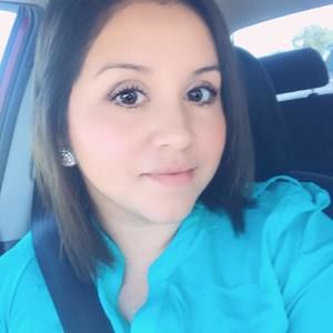 Meet your Posher, Mayra